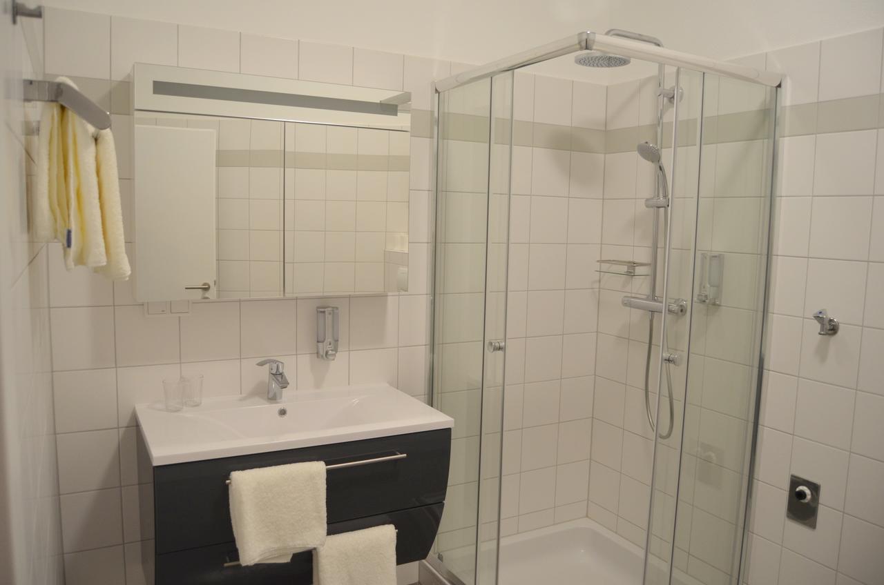 Pension Zum Strell Hollabrunn Extérieur photo
